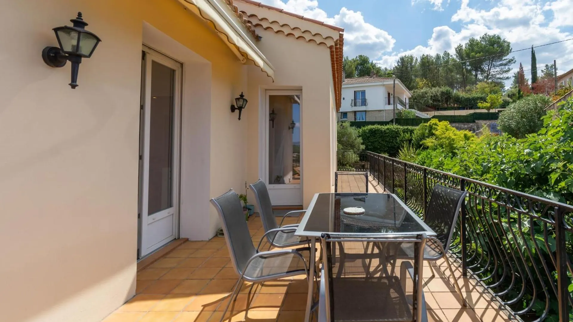 Villa Brunet Furnished House Aix-en-Provence 0*,  France